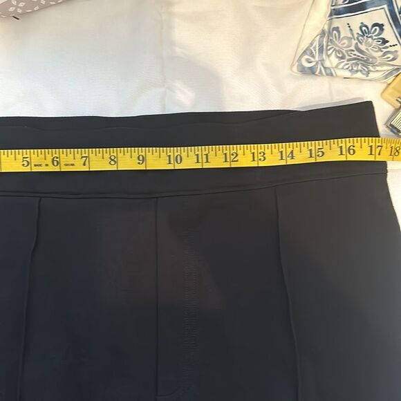 Spanx The Perfect Pant, Hi-Rise Flare, size 1X (28” inch length) - Picture 9 of 11